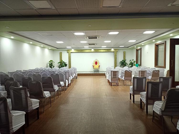 Hotel Kadamba Guestline gallery image