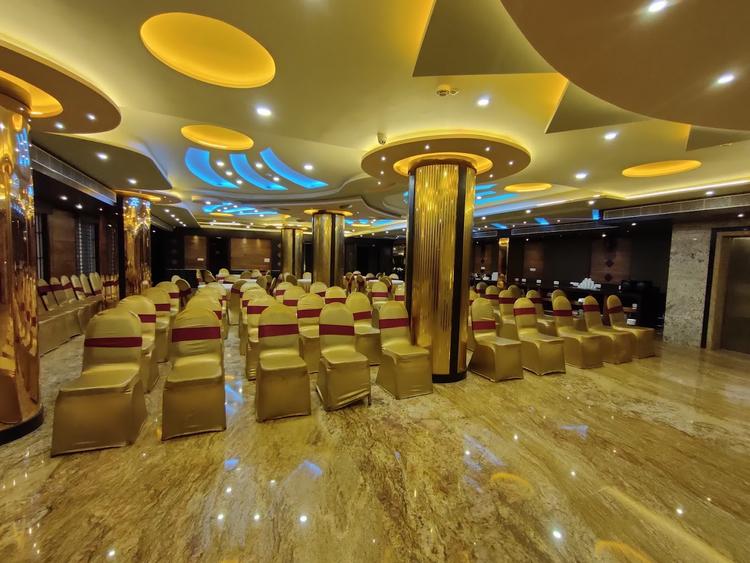 Hotel White Rock gallery image