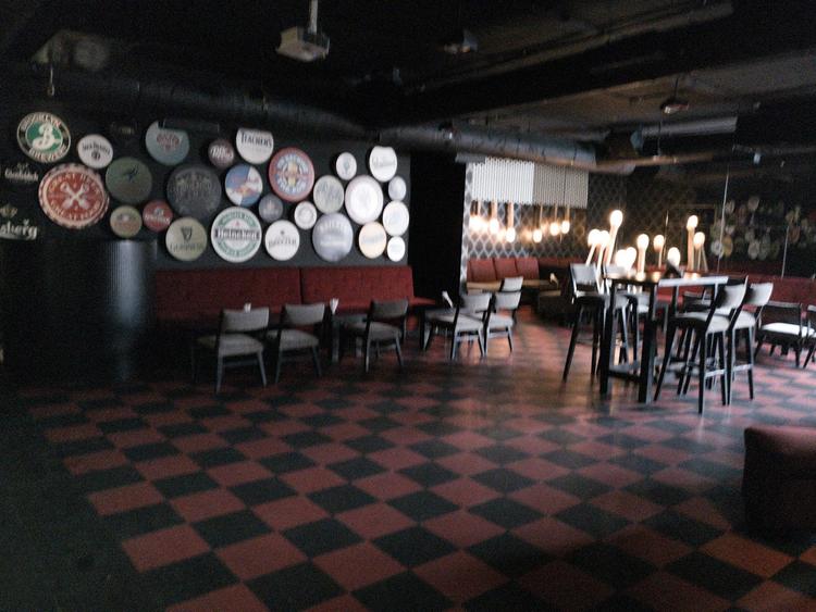 Glassy Lounge Bar gallery image