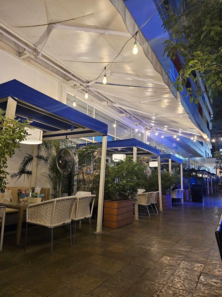 Aqua and iBAR gallery image
