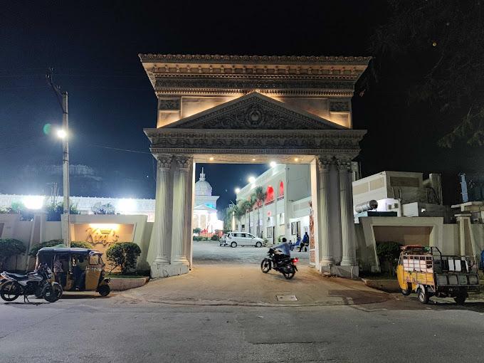 Kings Palace - View 2