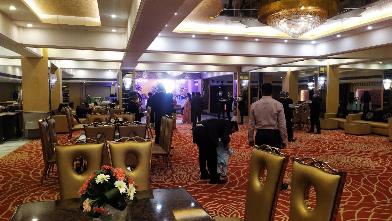 Golden Gate Banquet - View 2