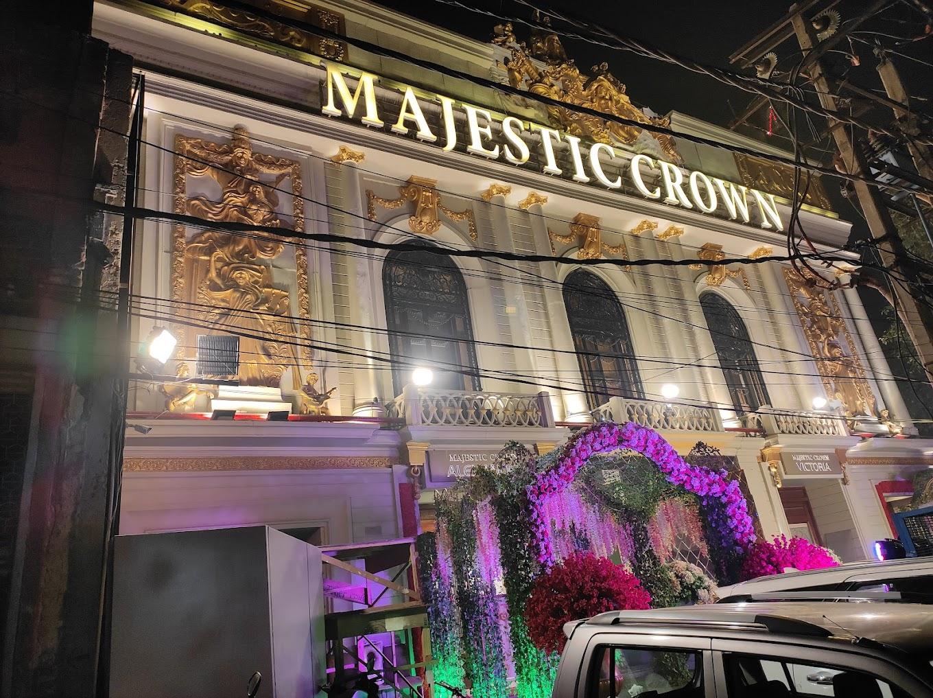 Majestic Crown - View 2