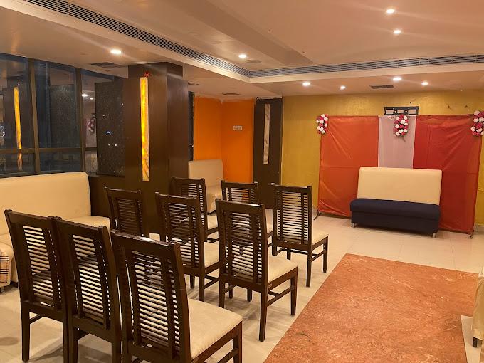 Kholanis hall gallery image
