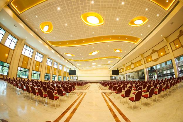 Shri Vasavi Mithra Mahal gallery image