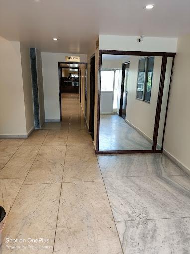 Hotel Parklane gallery image