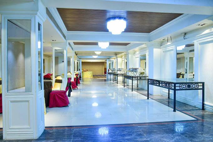 Hotel Quality Inn Residency gallery image