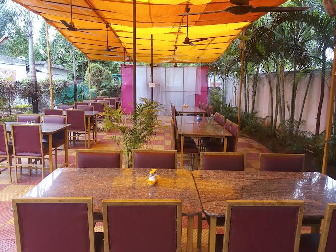 ULLASS FAMILY GARDEN gallery image