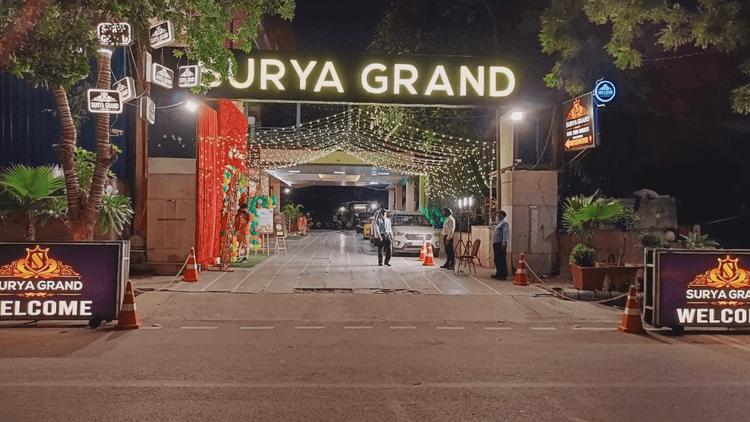 Hotel Surya Grand gallery image