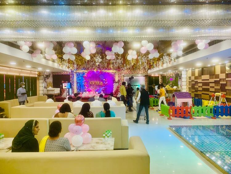 Amora Banquet gallery image