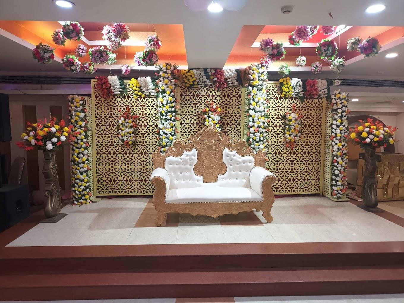 Lado Rani Banquet - Main view