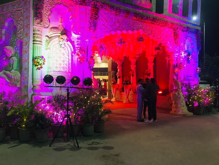 Ideal Palace gallery image