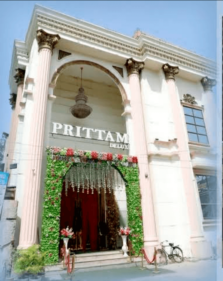 Prittam Delux Banquet gallery image