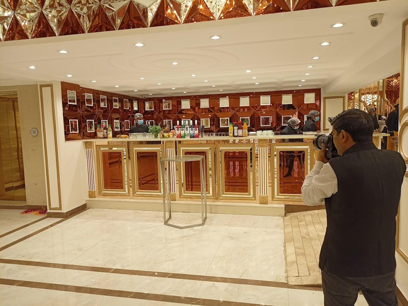 The Gracious Banquets - View 4