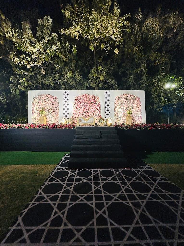 Azalia Bagh - Main view