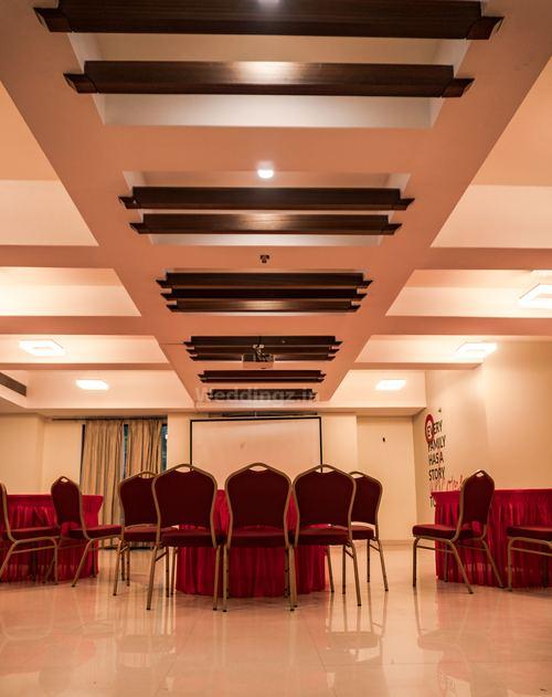 Hotel Kapil Residency Banquet hall gallery image
