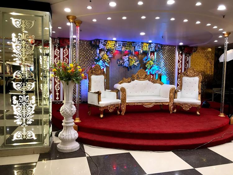 Dream Palace gallery image