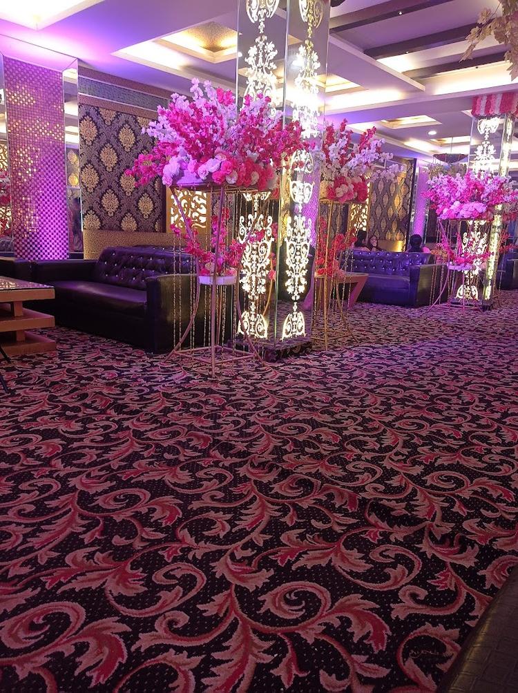 Dream Palace gallery image