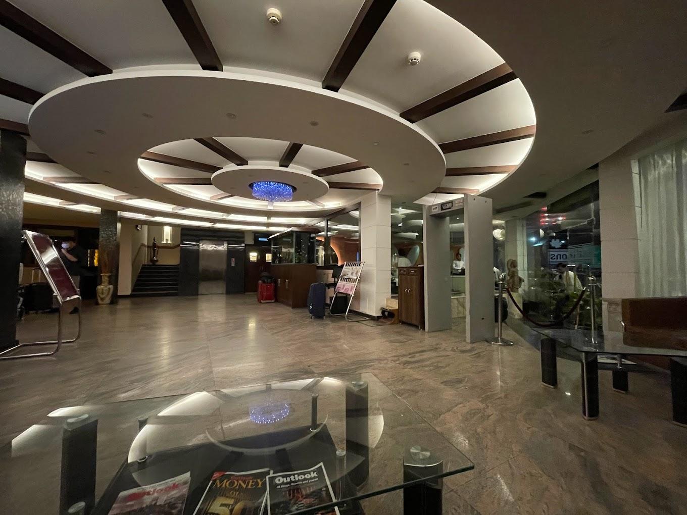 Hotel Le Seasons - View 2