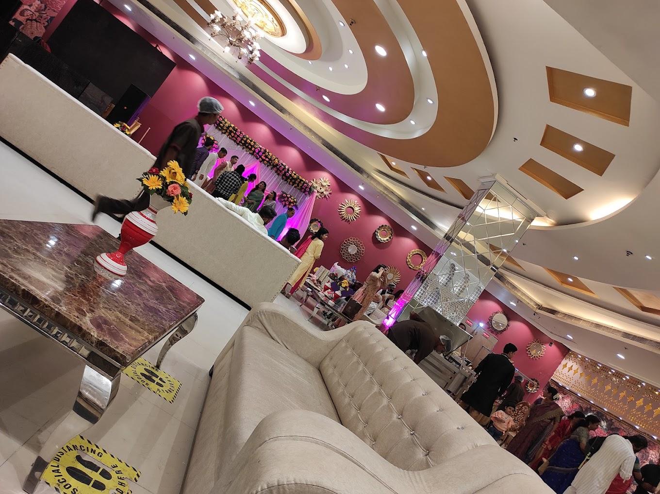 Le Elegant Royal Banquet - View 3