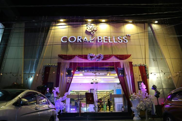 Coral Bellss gallery image