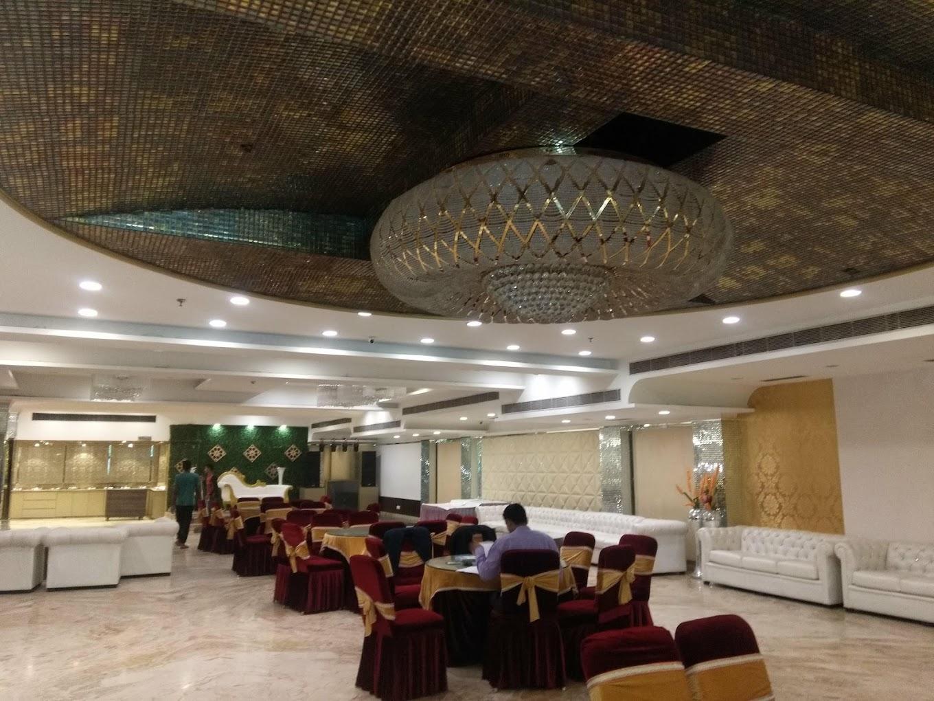Chandelier by Sandoz Banquet - View 5