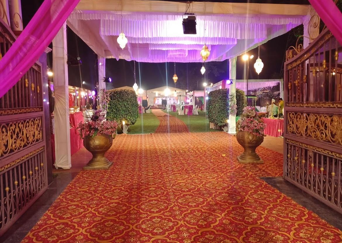 JashnResort - Main view