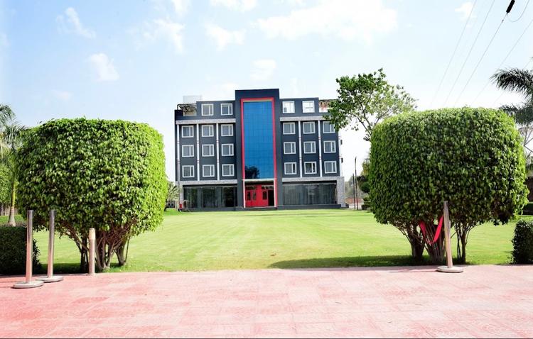 JashnResort gallery image