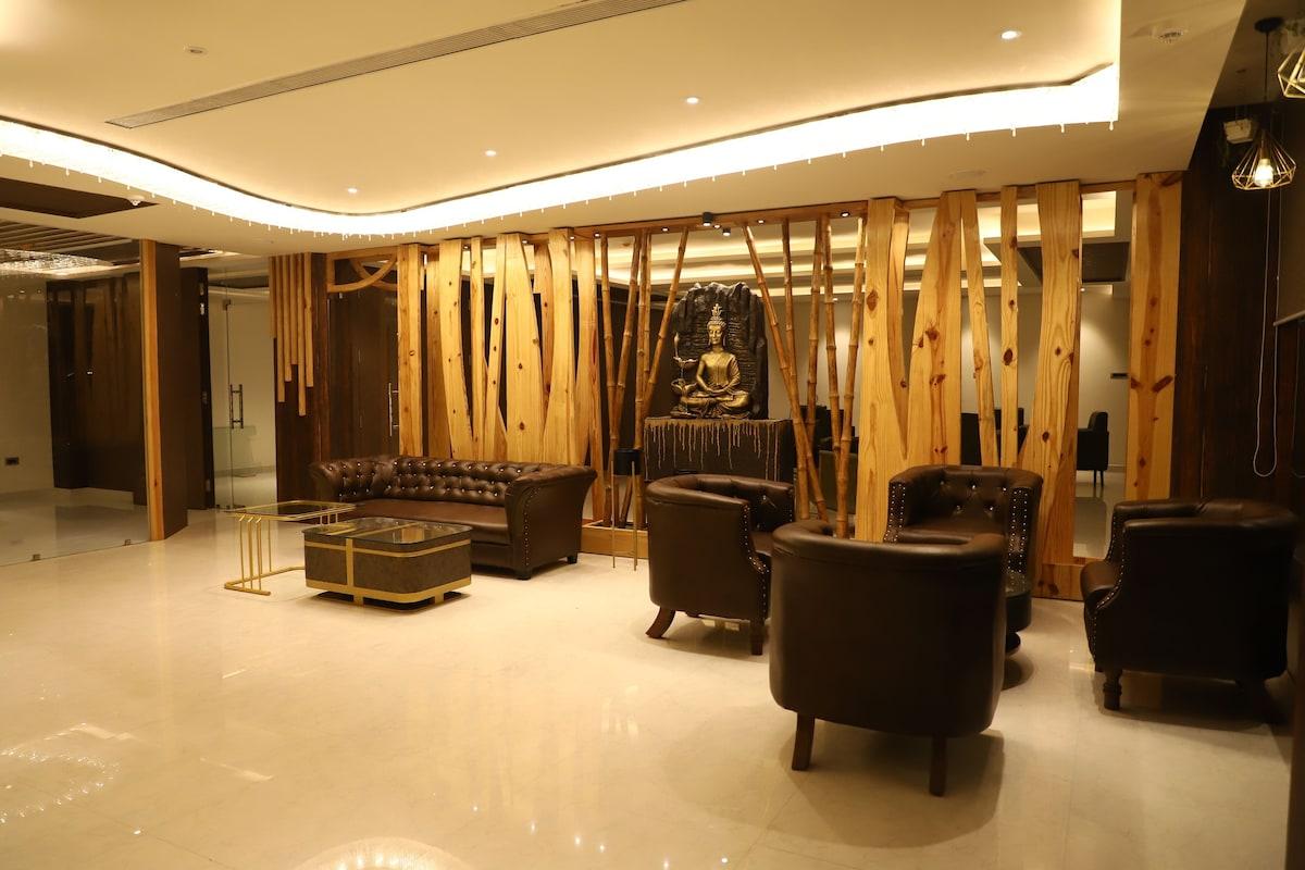 Hotel Emperio Grand - View 5