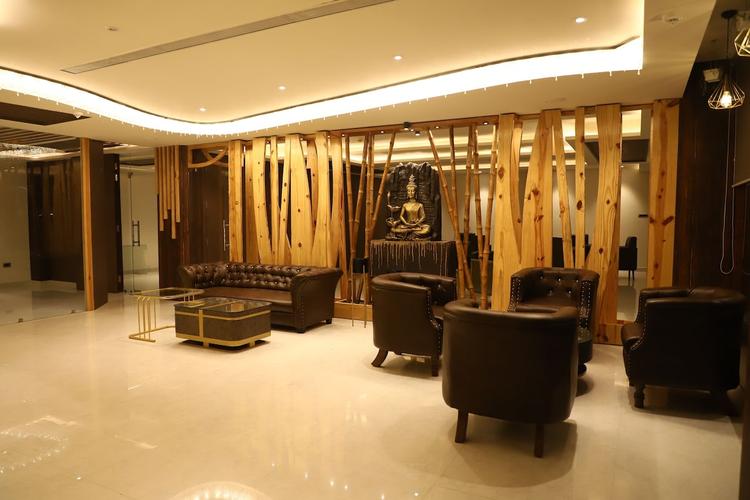 Hotel Emperio Grand gallery image