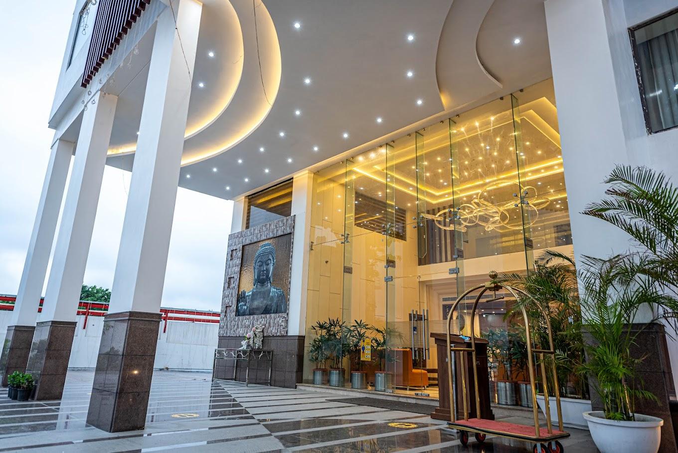 The Elite Lucknow Convention Hotel - Main view