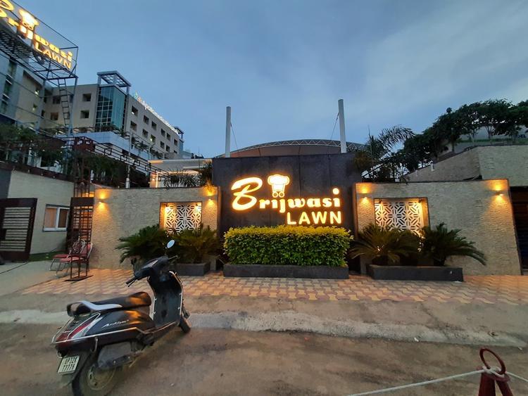 BRIJWASI LAWN gallery image