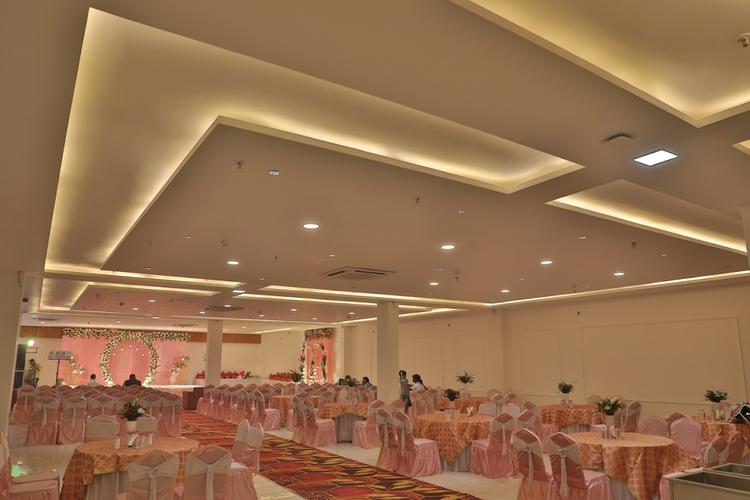 Dolphin Club and Resort gallery image