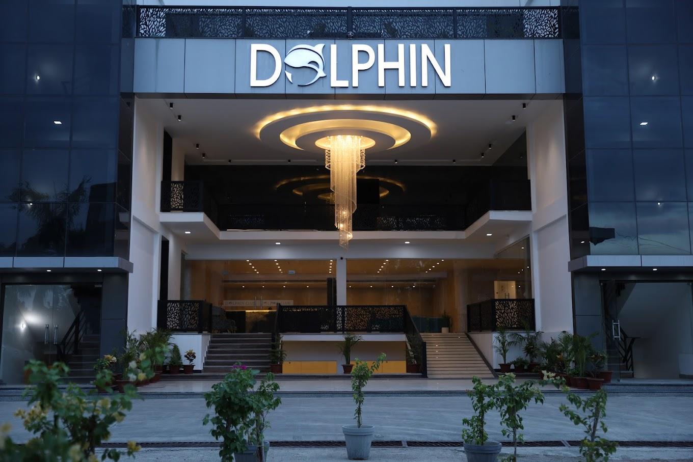 Dolphin Club and Resort outdoor - Main view