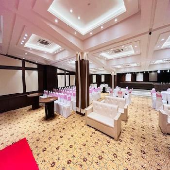 Supreme Banquets
