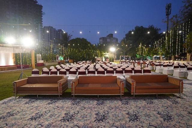 Monalisa Lawn and Banquet - View 2