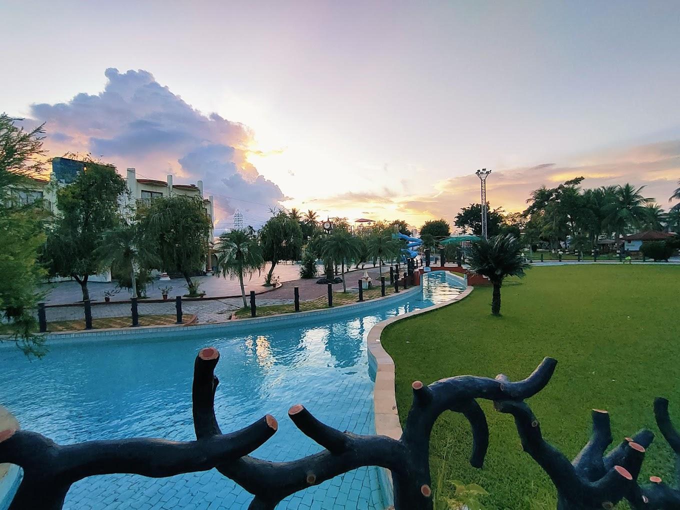 Aquatica Banquet Resort And Water Park - Main view