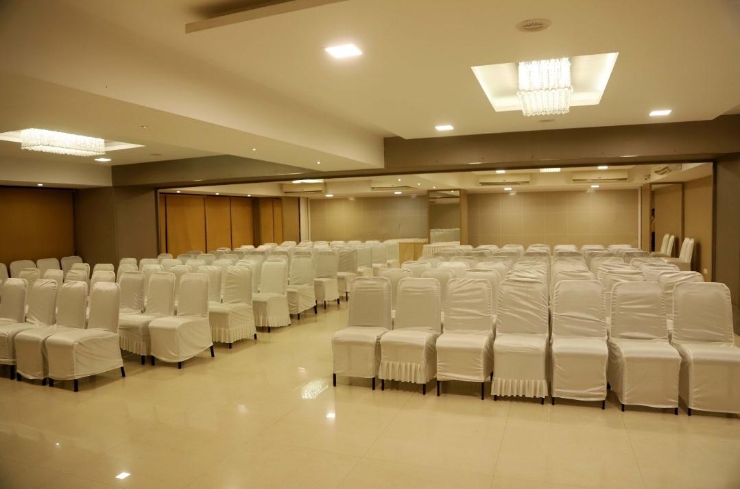 Silver Oaks Banquet - Main view