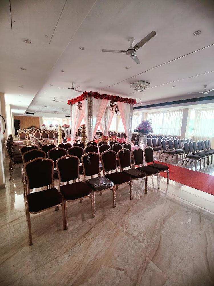 Bella Banquet Hall gallery image