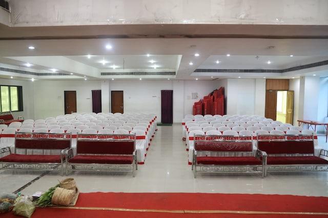 Padmavati Srinivas Banquet Hall gallery image