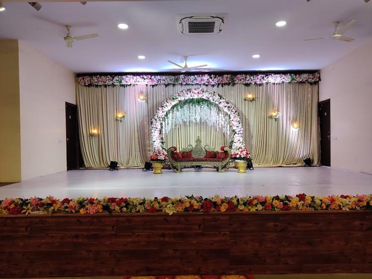 Yeshwant Hall gallery image