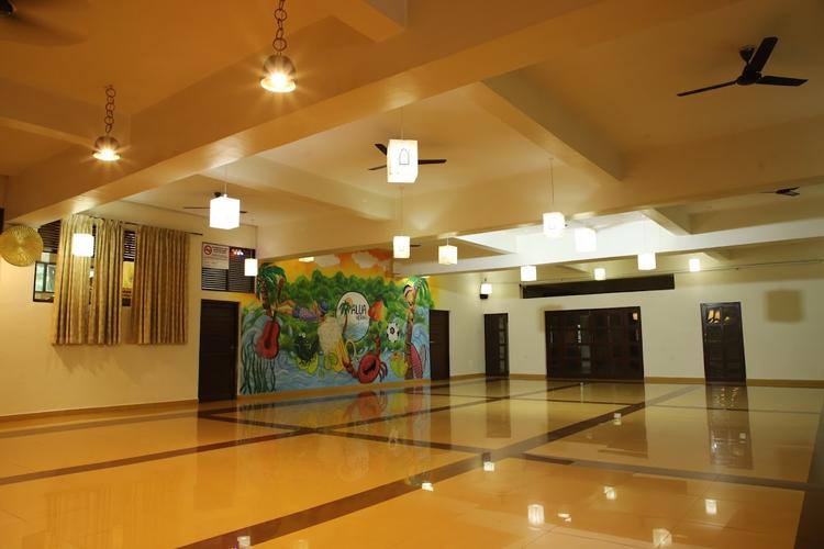Alua Verna gallery image