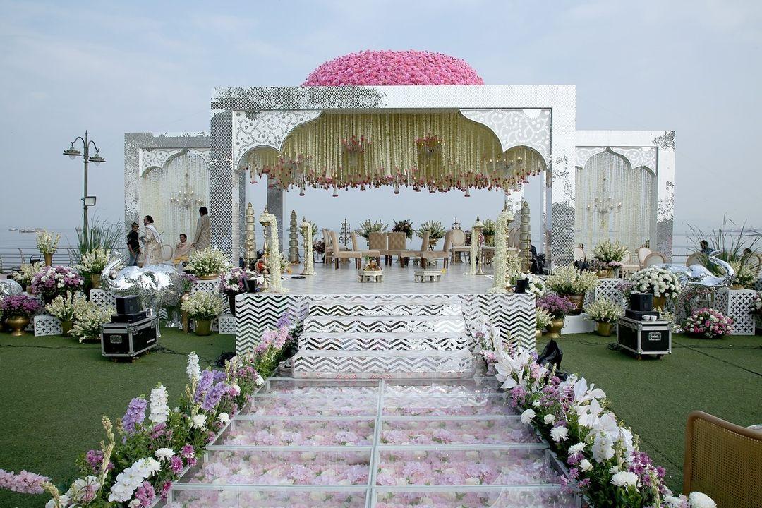 Bayview Lawns - Main view