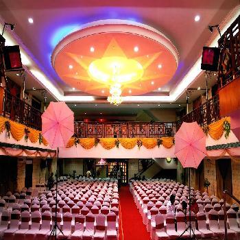 Kay Em Royal Mahal