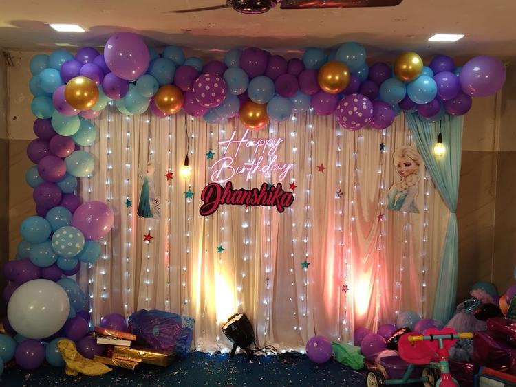 Velu Mini Hall gallery image