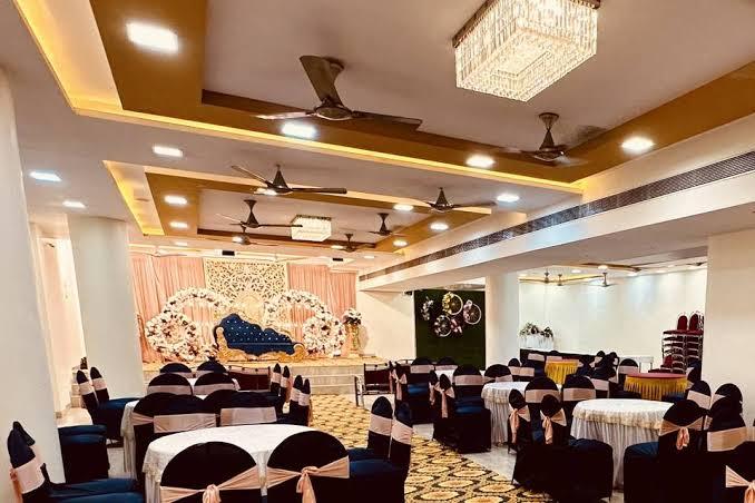 Royal Regalia Banquets gallery image