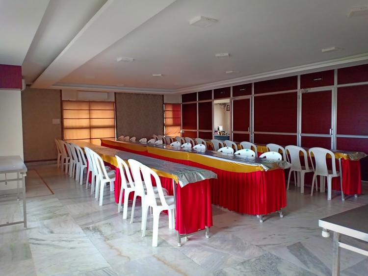 Yamnas Banquet Hall gallery image
