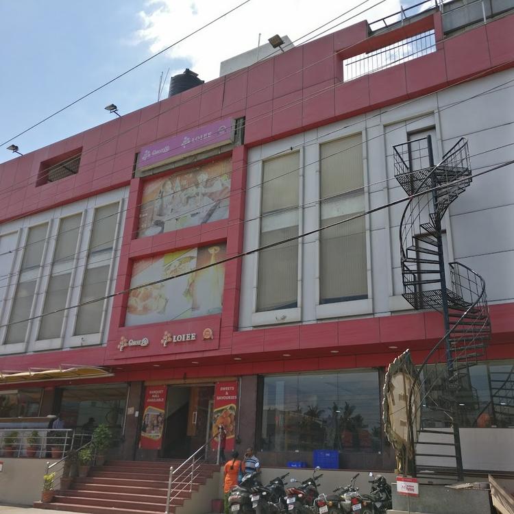 Loiee party hall gallery image