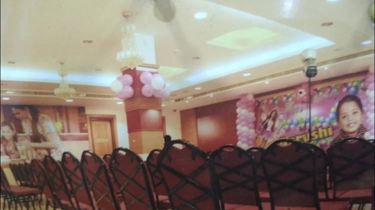 Loiee party hall gallery image