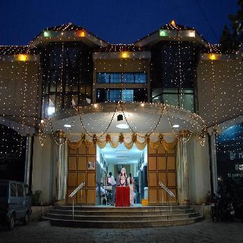 Sri Gurunarasimha Kalyana Mantapa